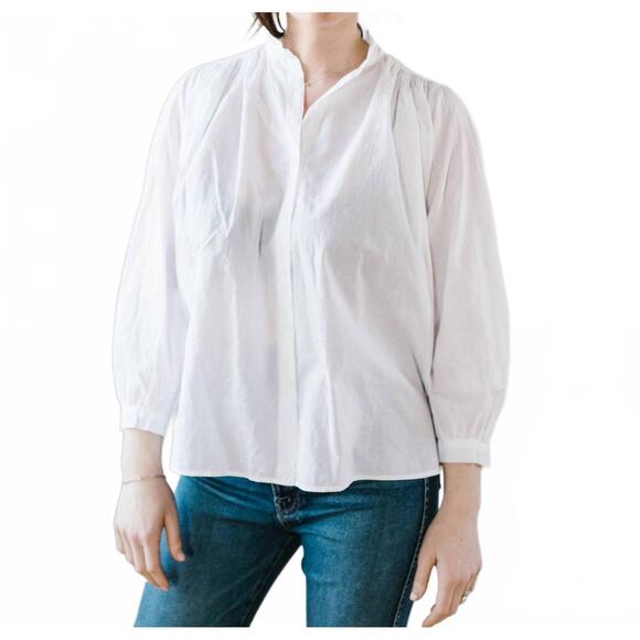A SHIRT THING Tops - NEW A SHIRT THING flora collared button down shirt in white